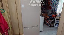 Перенавесить двери холодильника