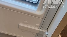 Установить холодильник