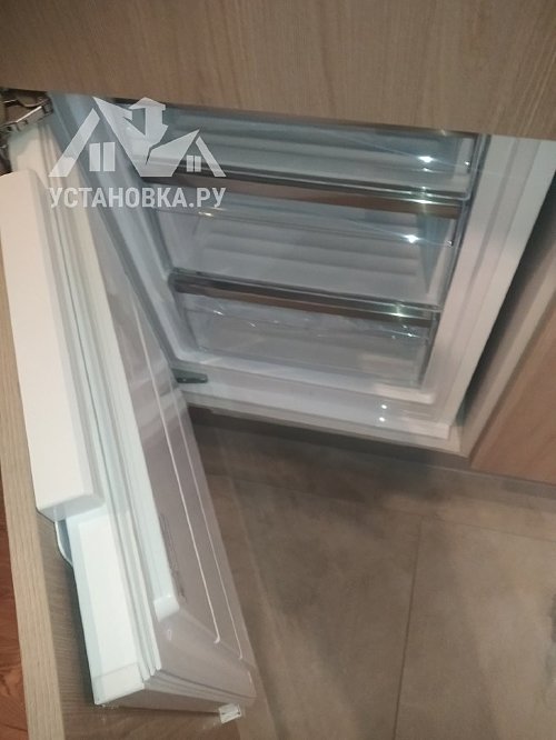 Установить встр. холодильник