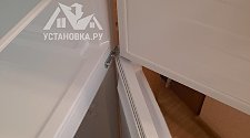 Перевесить двери на холодильнике
