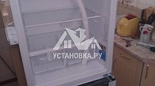 Установить новый отдельностоящий холодильник на Измайловкой