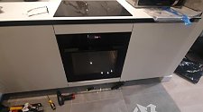 Установить независимый встраиваемый электрический духовой шкаф