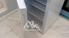 Перенавесить двери холодильника