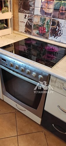 Установить встраиваемую электрическую панель