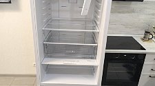Перенавесить двери холодильника