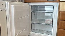 Установить встраиваемый холодильник Gorenje RKI4182E1