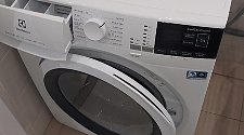 Установить отдельно стоящую стиральную машину Electrolux EW7WR447W