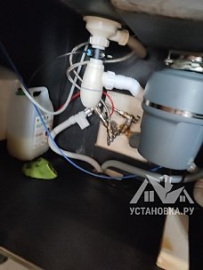 Установить и подключить посудомоечной машину Установить и подключить посудомоечной машину