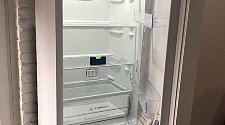 Установить новый отдельно стоящий холодильник Indesit ITR 5200 W