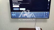 Установить телевизоры на кронштейны 