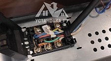Установить встраиваемую электрическую панель