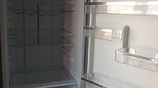 Перенавесить двери холодильника