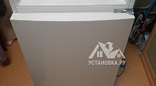 Перевесить двери на холодильнике