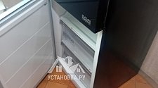 Перенавесить двери холодильника