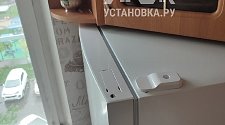 Перенавесить двер холодильника