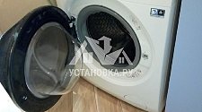 Установить в подсобном помещении отдельностоящую стиральную машину Электролюкс