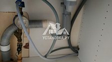 Установить отдельно стоящую на кухне новую стиральную машину Hotpoint Ariston