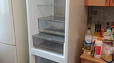 Перенавесить двери холодильника