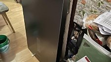 Перевесить двери на холодильнике