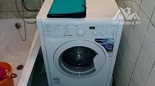 Установить в ванной стиральную машину Indesit на готовые коммуникации