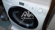 Демонтировать и установить отдельностоящую стиральную машину Канди на кухне на место прежней