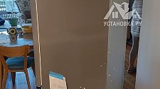 Установить холодильник