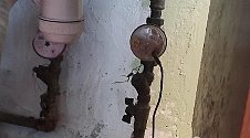 Установить новую отдельно стоящую стиральную машину