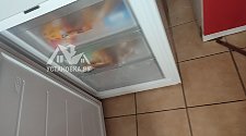 Перенавесить двери холодильника