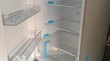 Перенавесить двери холодильника