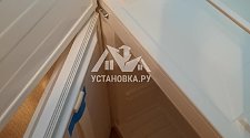 Перевесить двери на холодильнике