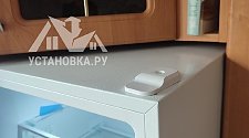 Перенавесить двер холодильника
