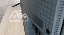 Установить/подвесить и настроить телевизор
