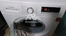 Демонтировать и установить отдельно стоящую стиральную машину Bosch в ванной комнате на готовые коммуникации на место прежней