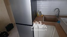 Перенавесить двери холодильника