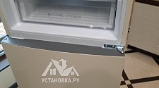 Перенавесить двери холодильник