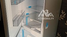 Перенавесить двери холодильника