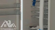 Перенавесить двери холодильника