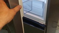 Перенавесить двери холодильника