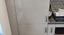 Установить холодильник