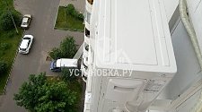 Установить новый кондиционер на балконном парапете