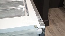 Установить отдельностоящий холодильник Индезит с перевесом дверей (с дисплеем)