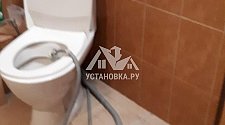 Установить отдельностоящую стиральную машину Indesit IWSB 5085 CIS в ванной комнате