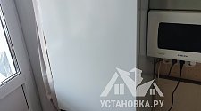 Установить новый отдельно стоящий холодильник