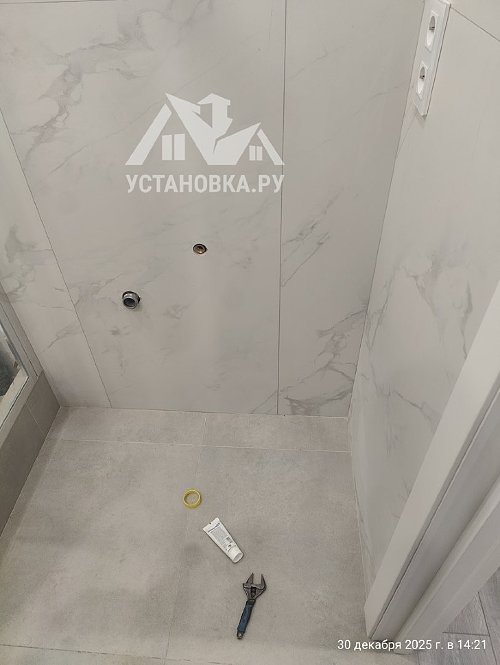 Установить технику в колонну