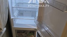 Перенавесить двери холодильника