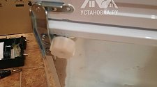 Перенавесить двери холодильника