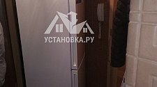 Установить новый отдельностоящий холодильник Indesit