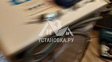 Установить в специальную нишу отдельностоящий холодильник Beko