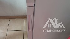 Перенавесить двери холодильника