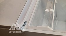 Установить новый отдельно стоящий холодильник
